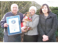 Lynn & Peter Jones with Otto the world's current oldest dog.