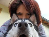 after trying for hours, i got got this pic.
both of us tired ;)