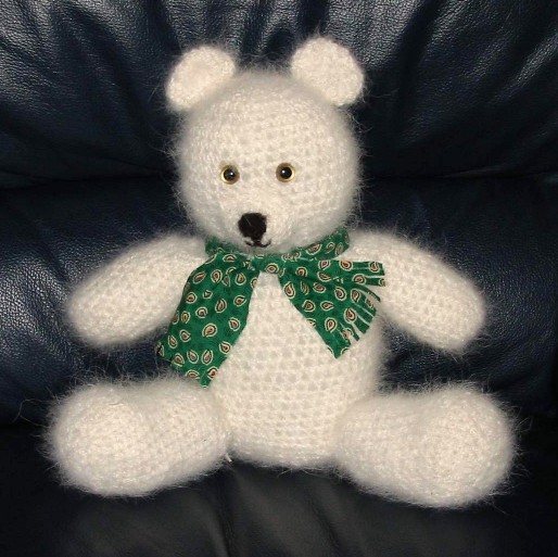 One of the items Fran has knitted using chiengora.
